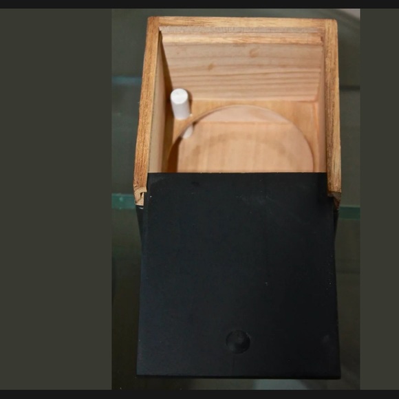 DW HOME CANDLE PEPPERMINT STICK CHALKBOARD SCENTED NEW - Picture 6 of 7